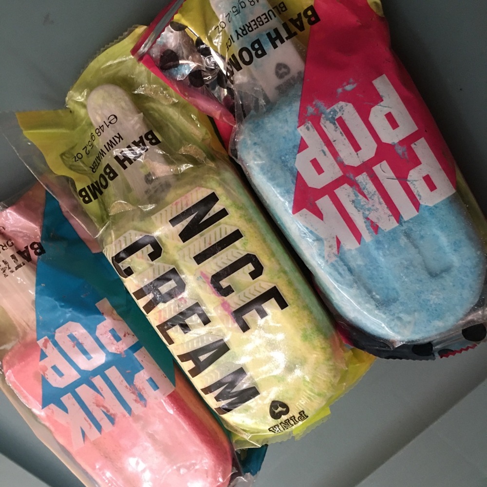 Bath bombs